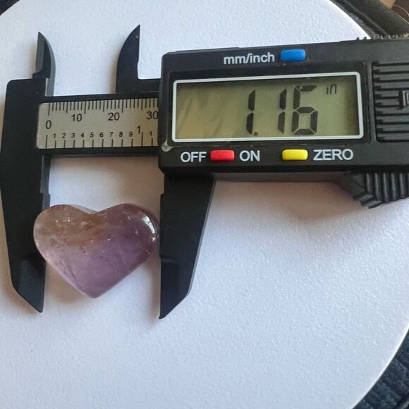 Amethyst Crystal Heart Carving‎ (5) - Picture 6 of 8